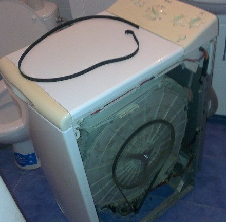 Не крутит барабан при стирке